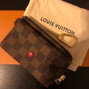 New Louis Vuitton Recro Verso card holder